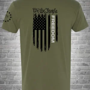 A t-shirt with the words we the people and freedom on it.